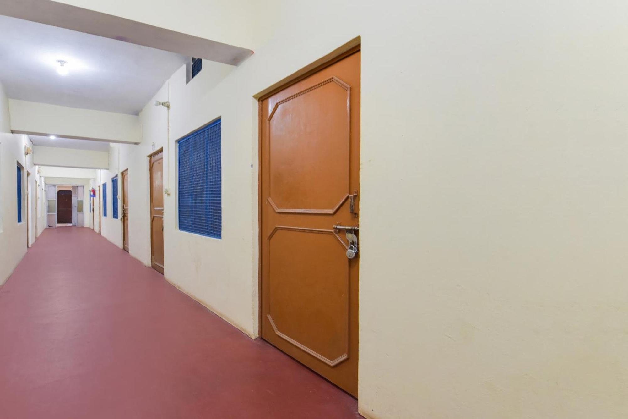 Hotel O Jk Laxmi Karnaprayāg Zewnętrze zdjęcie